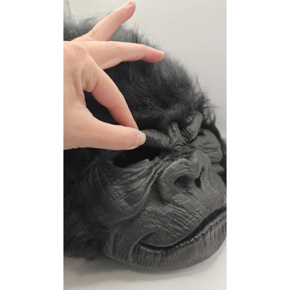 VINTAGE GORILLA APE MASK HALLOWEEN COSTUME PROP FULL HEAD FURRY PRIMATE ADULT - Picture 4 of 6